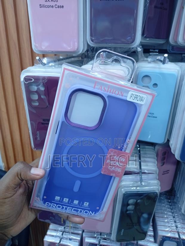 iPhone 13 Pro Max Translucent Matte Finish Case - thumbnail 2