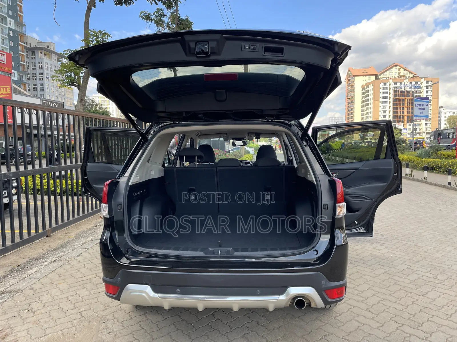 Subaru Forester Premium AWD 2019 Black