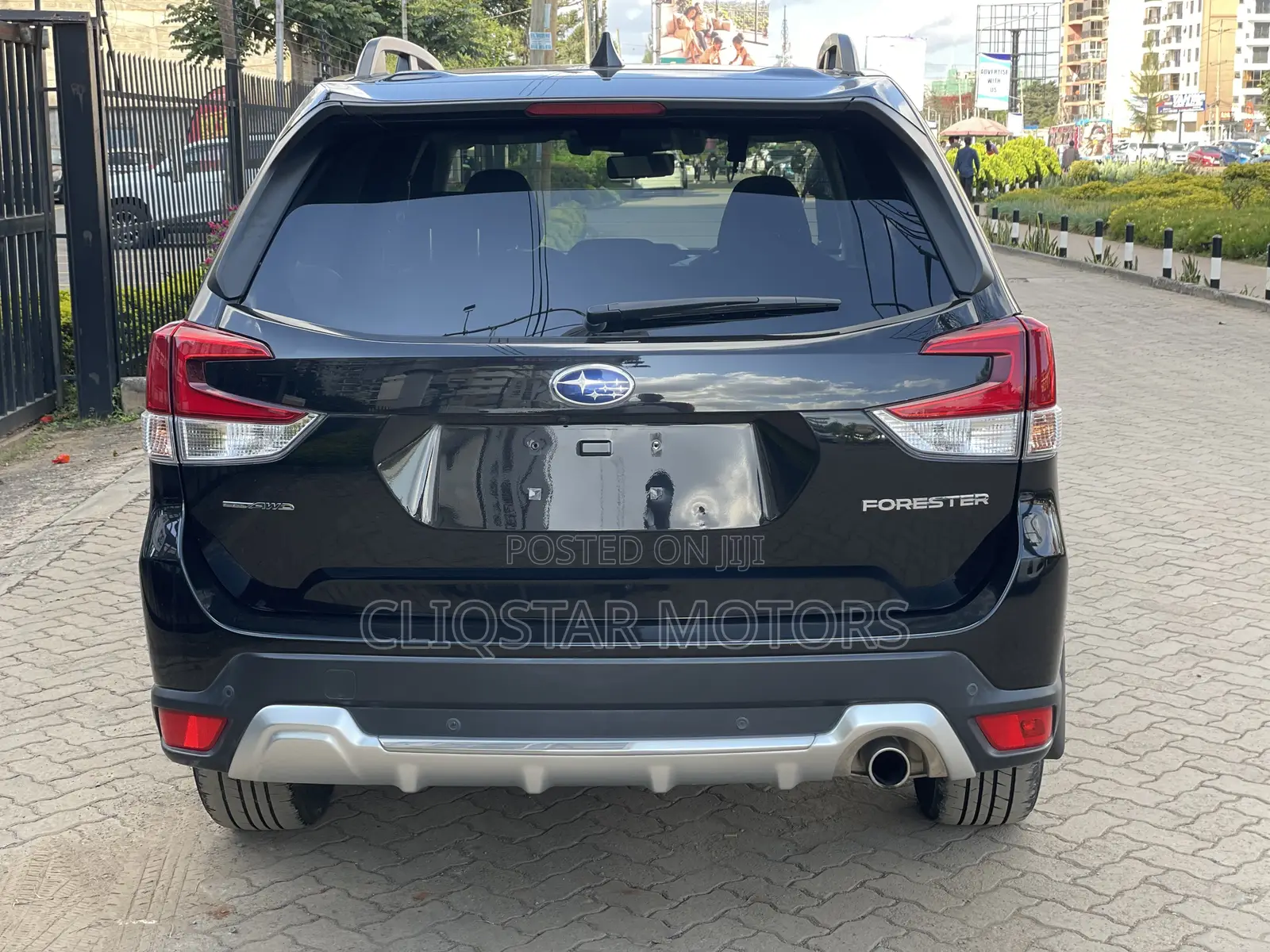 Subaru Forester Premium AWD 2019 Black