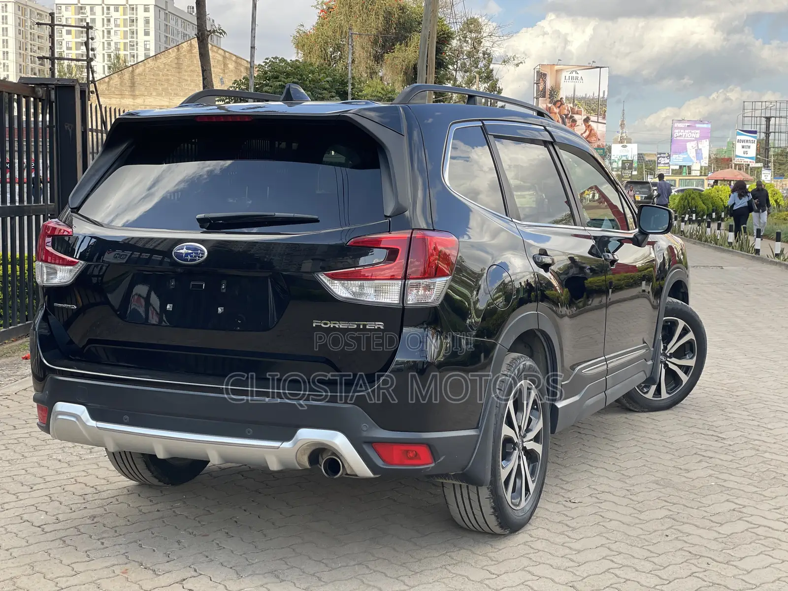 Subaru Forester Premium AWD 2019 Black
