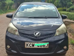 Toyota Vitz 2012 Black