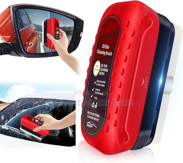 Automotive Oil Film Cleaning Brush With Reusable Foam Sprayer,