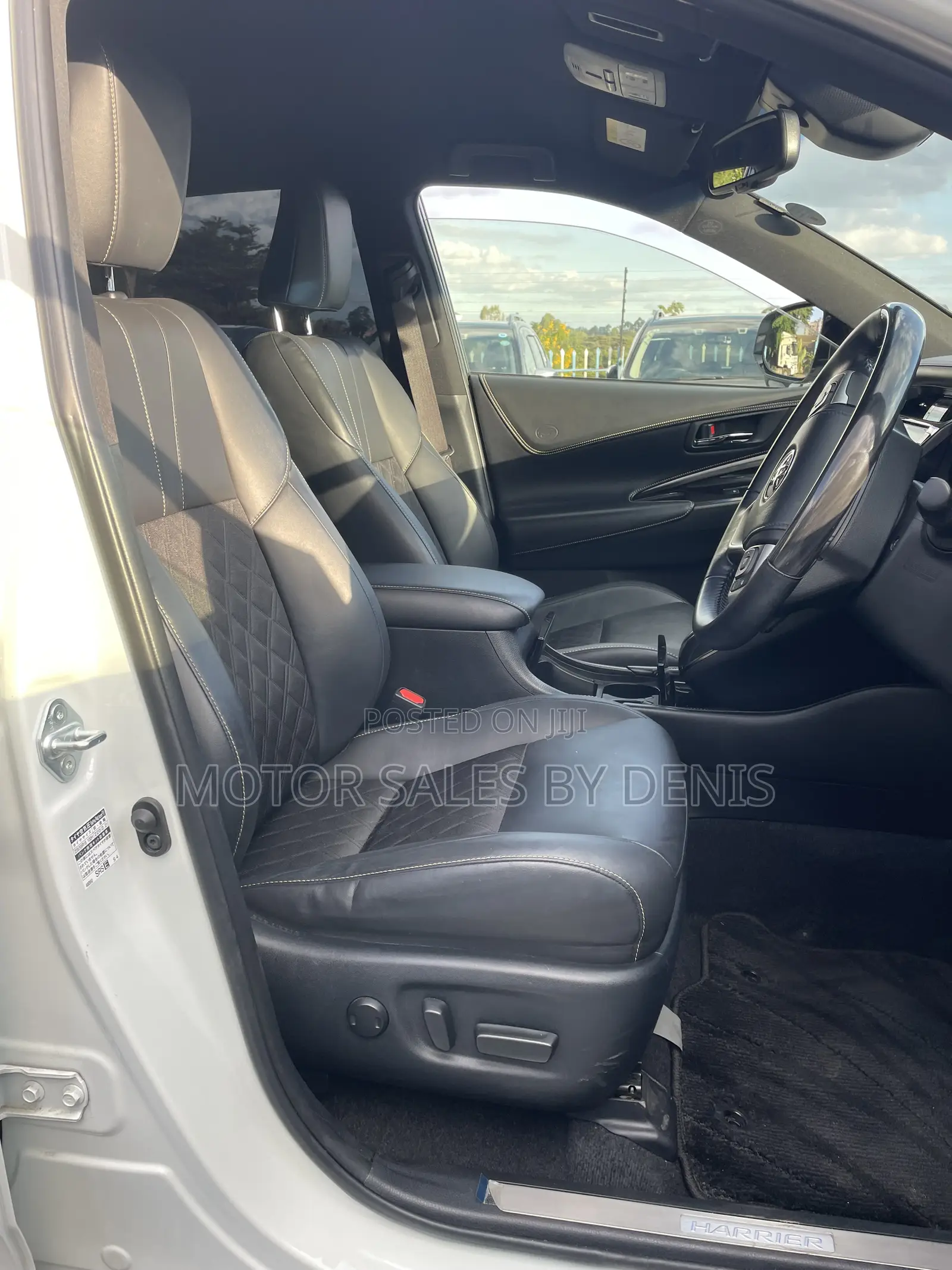 Toyota Harrier 2.0 2019