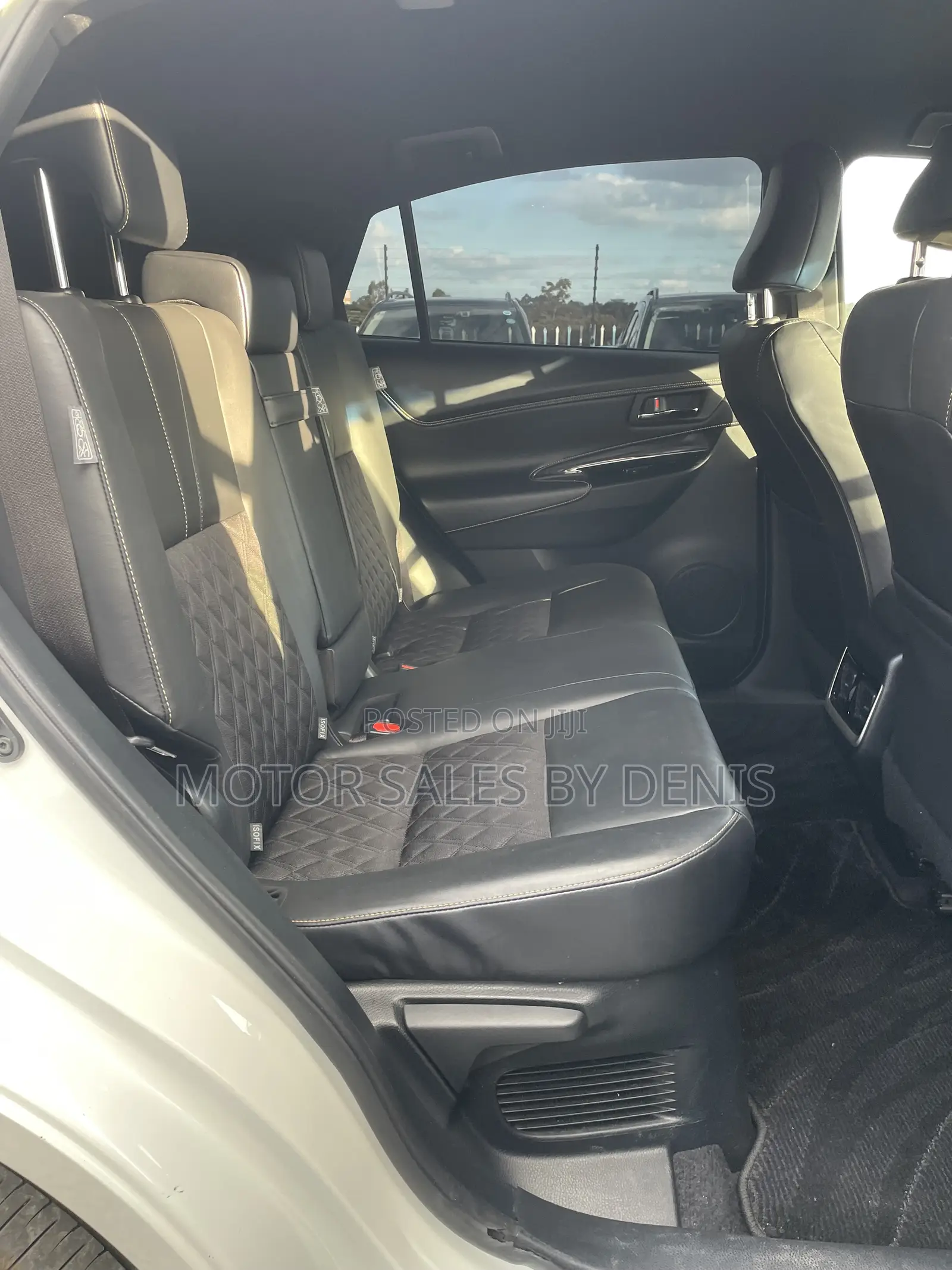 Toyota Harrier 2.0 2019