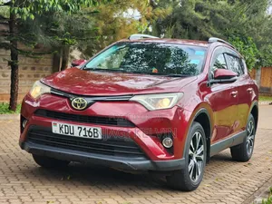 Toyota RAV4 2018 Maroon