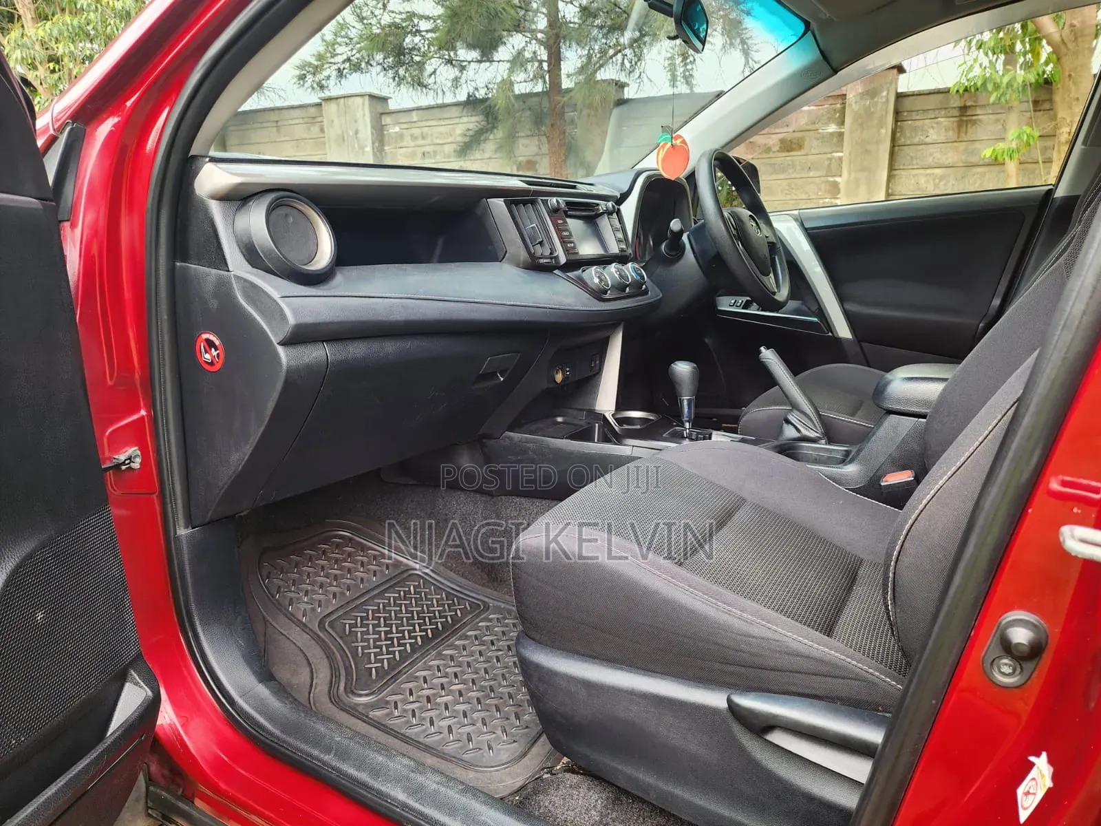 Toyota RAV4 2018 Maroon