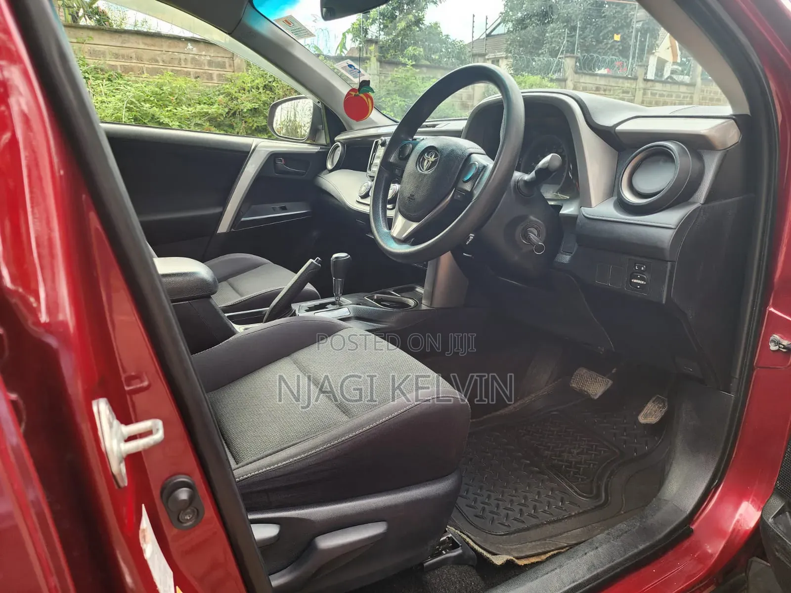 Toyota RAV4 2018 Maroon