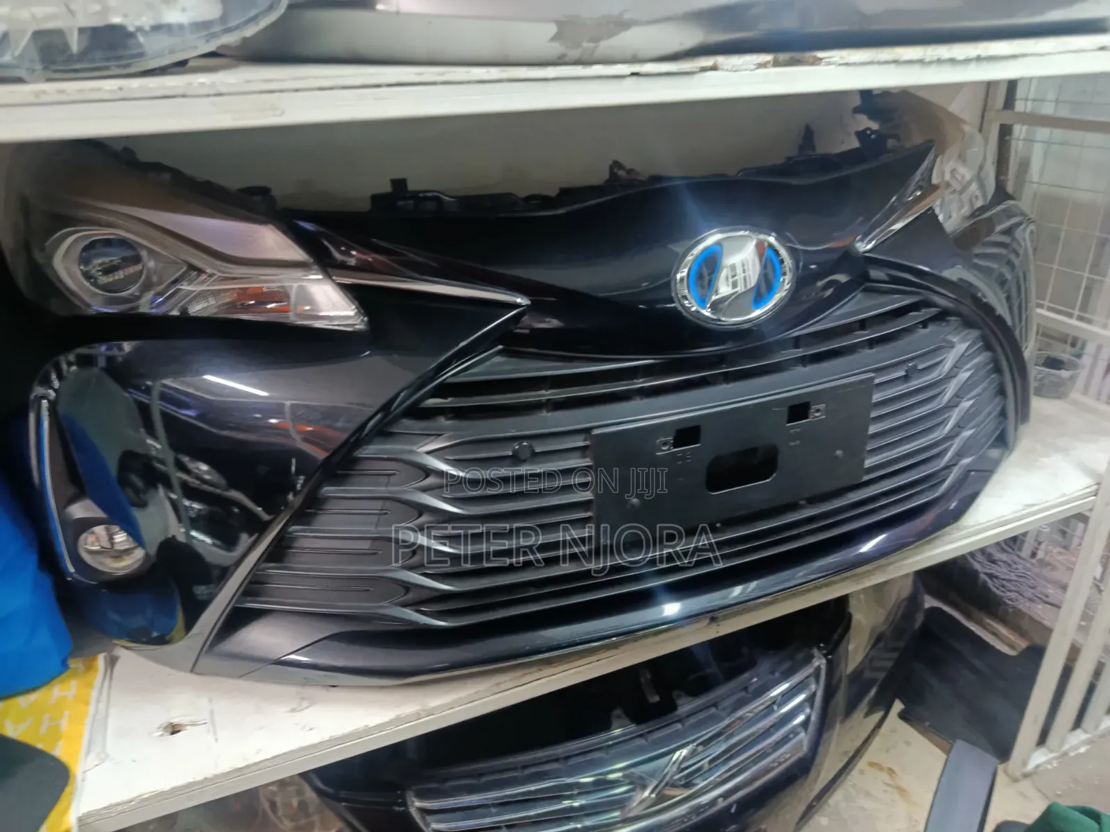 Vitz New Hybrid Nosecut