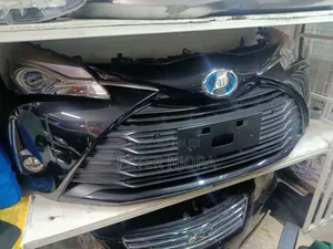 Vitz New Hybrid Nosecut