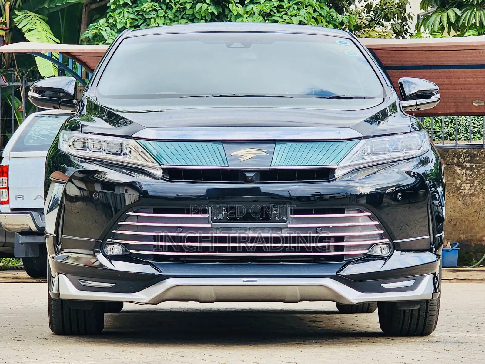 Toyota Harrier 2.0 2019 Matt Black