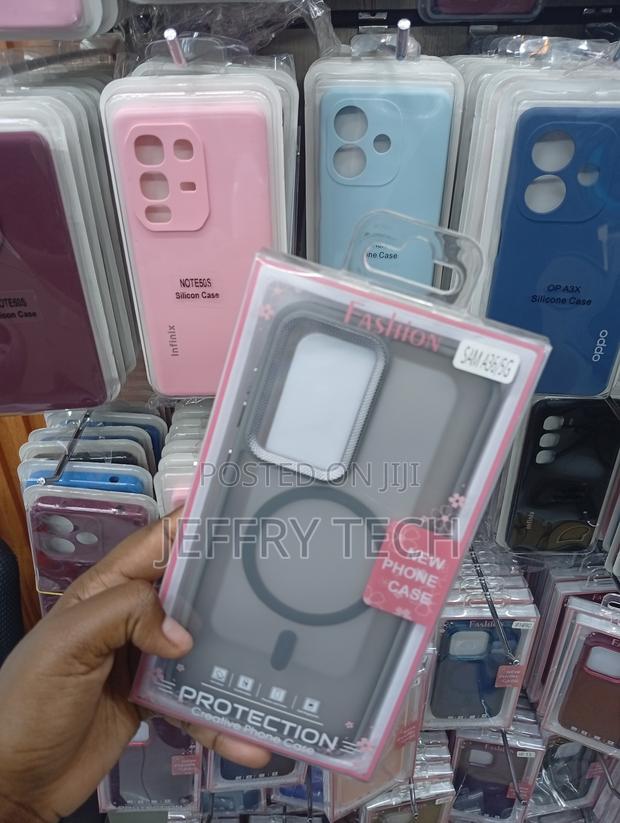 Samsung Galaxy A36 Matte Grey Finish Protective Cover - thumbnail 2