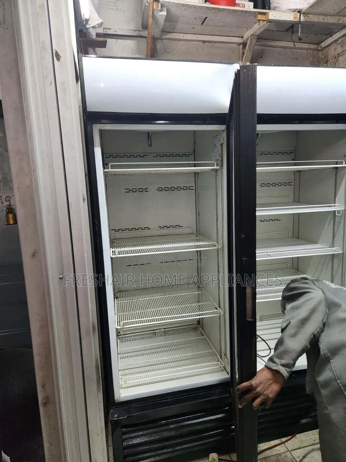 550litres Display Fridge Black Showcase