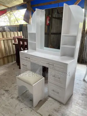 Modern Dressing Set
