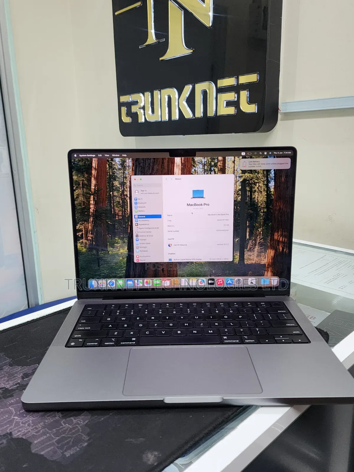 Laptop Apple MacBook Pro 2021 M1 Max 16GB Apple M1 Pro SSD 512GB