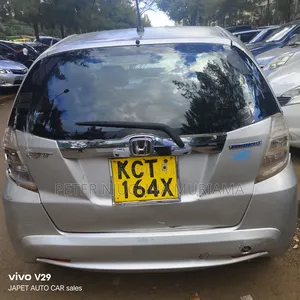 Honda Fit 2012 Silver