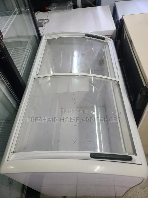 Freezer Display 400litres - thumbnail 2