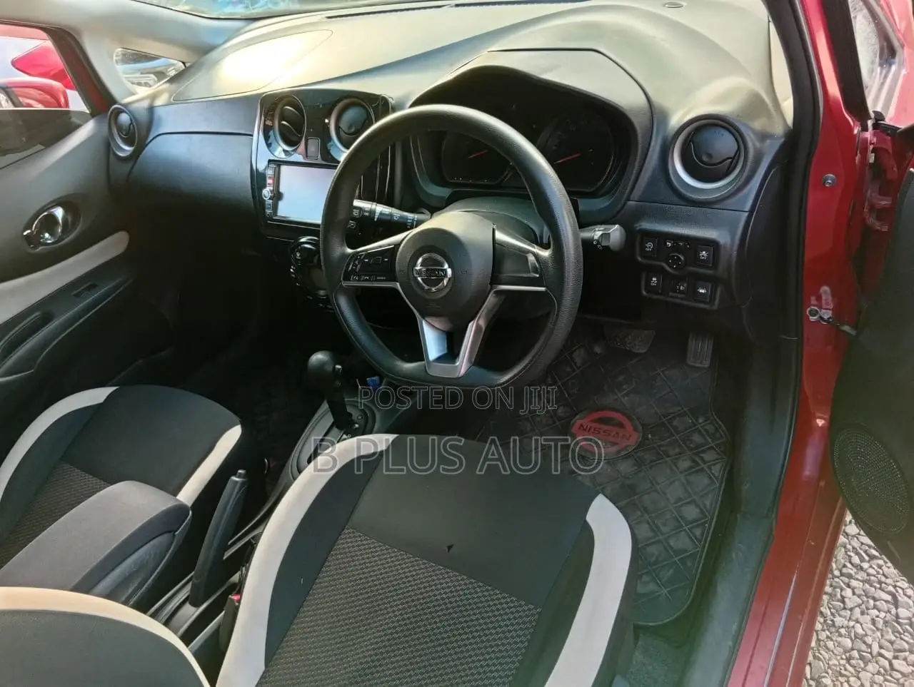 Nissan Note 2017 Red