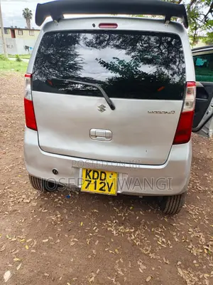 Suzuki Wagon R 2014 Silver