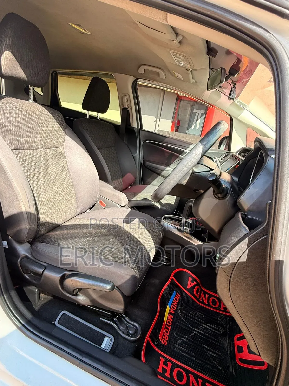 Honda Fit 2016 Off white