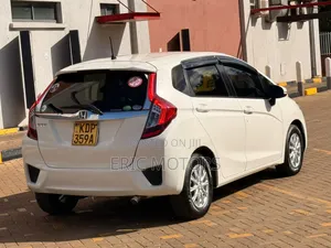 Honda Fit 2016 Off white