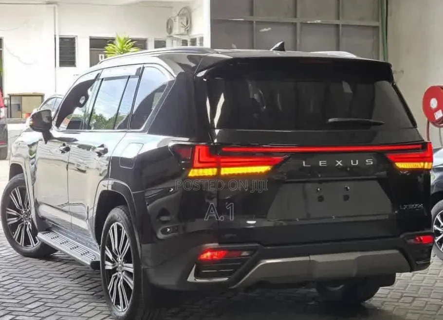 Lexus LX 500d 2023 Black