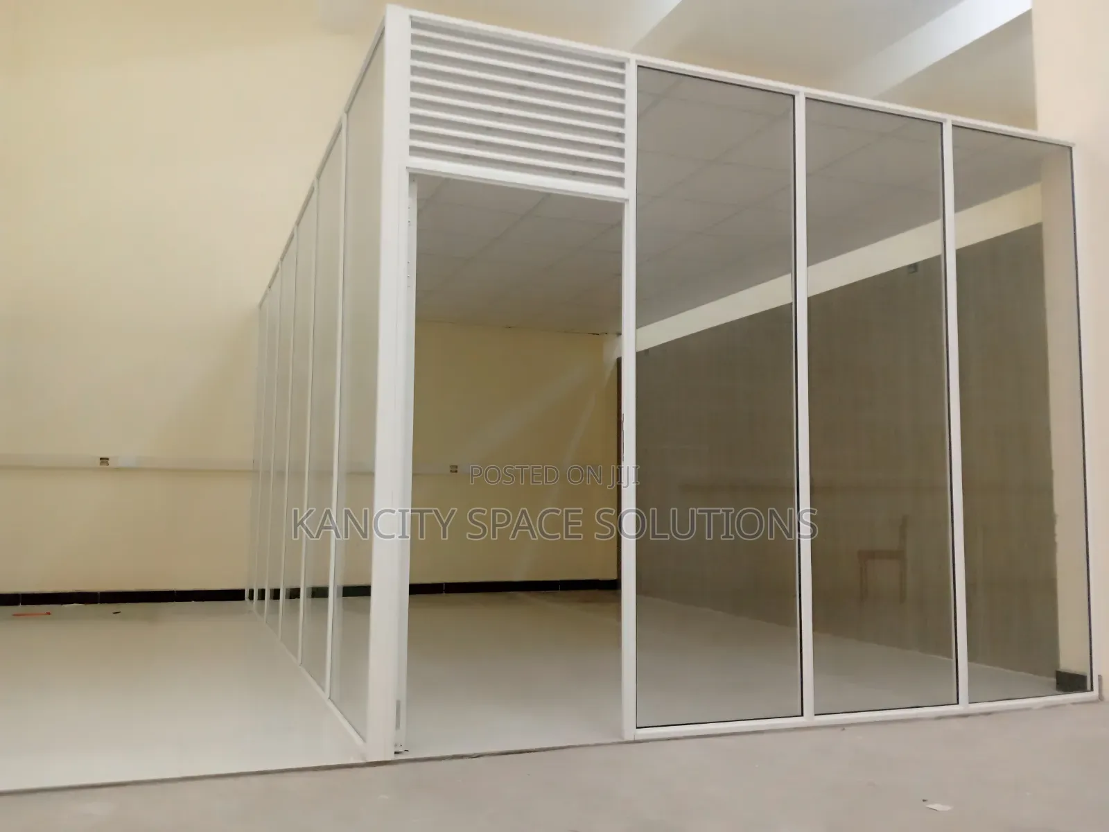 Office Partitioning With Aluminum and Full Glass