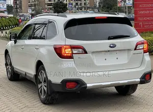 Subaru Outback 2.5i AWD 2019 White