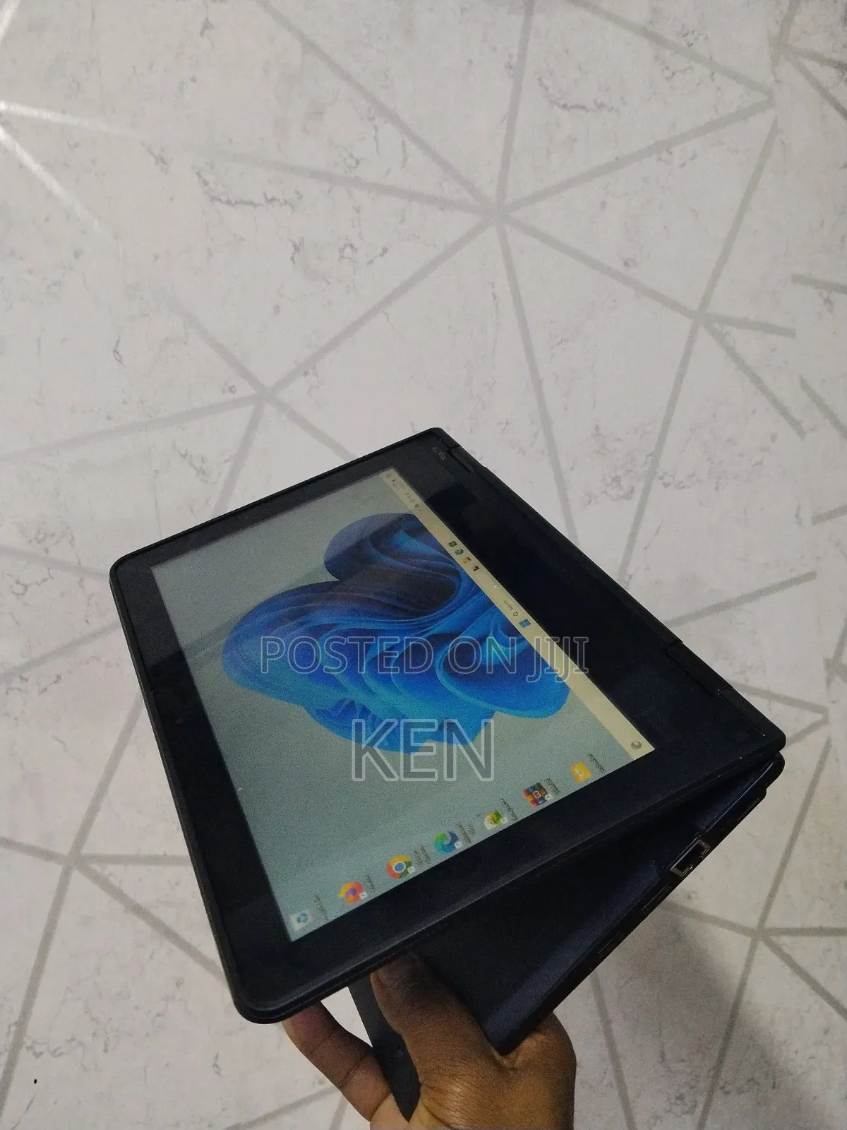 Laptop Lenovo Yoga 11e 4GB Intel Celeron SSD 128GB
