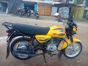 Bajaj Boxer 125 2024 Yellow