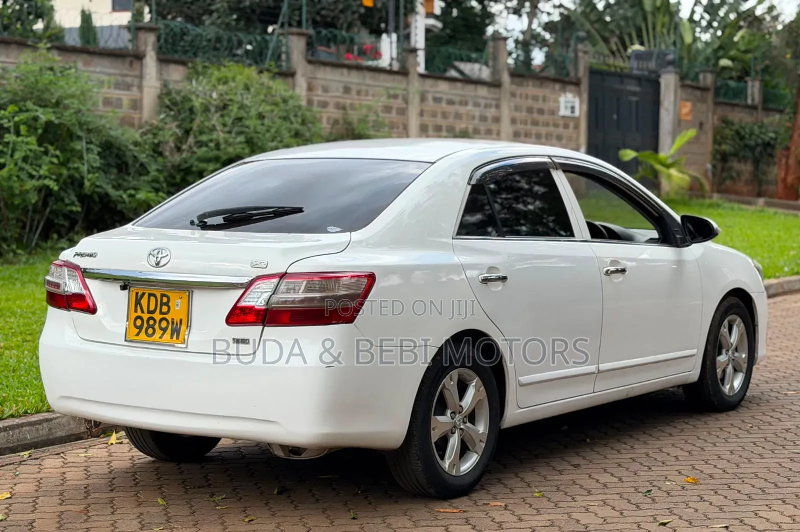 Toyota Premio 2014