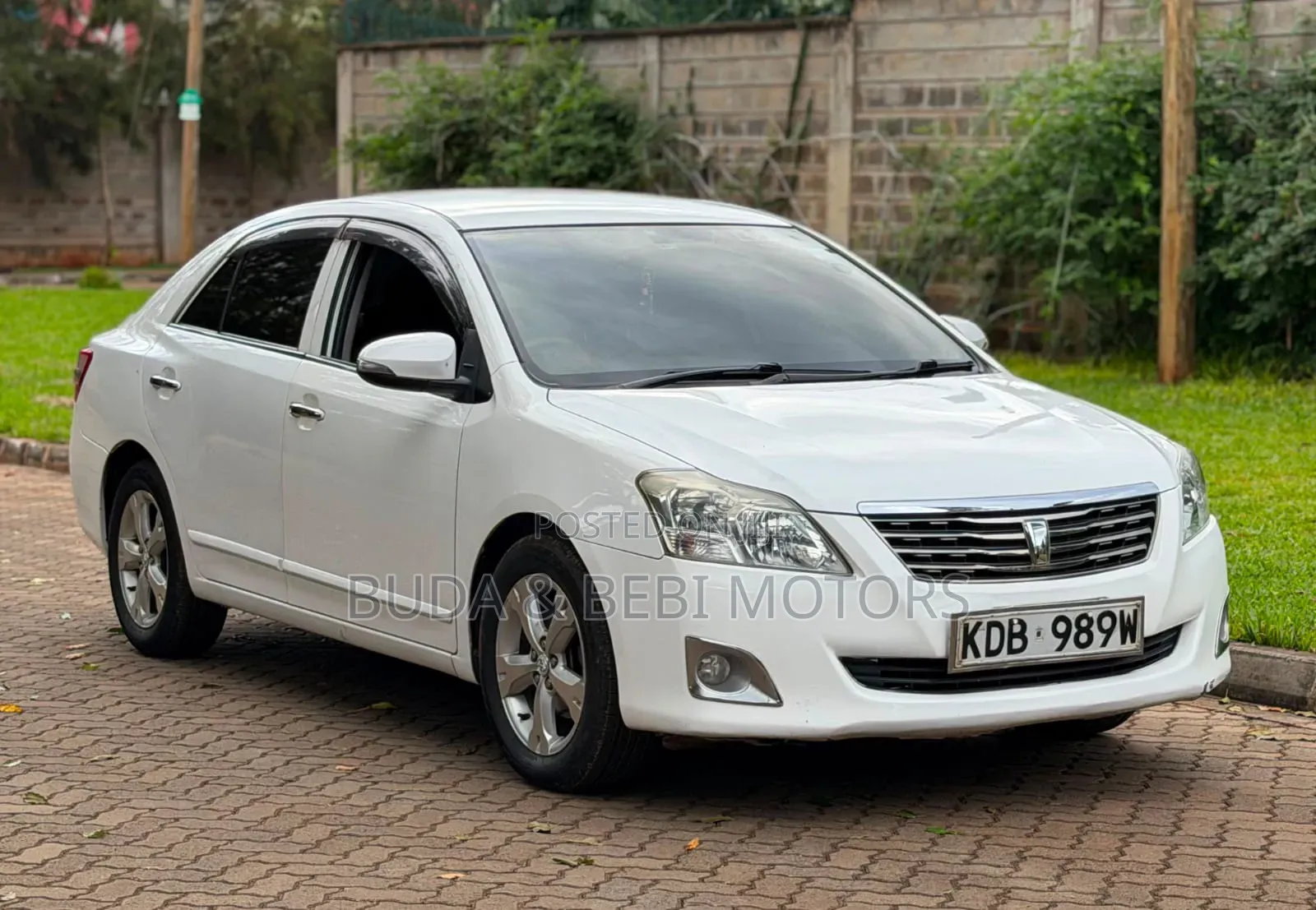 Toyota Premio 2014