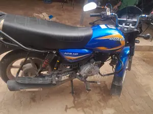 Bajaj Boxer X125 2025 Blue