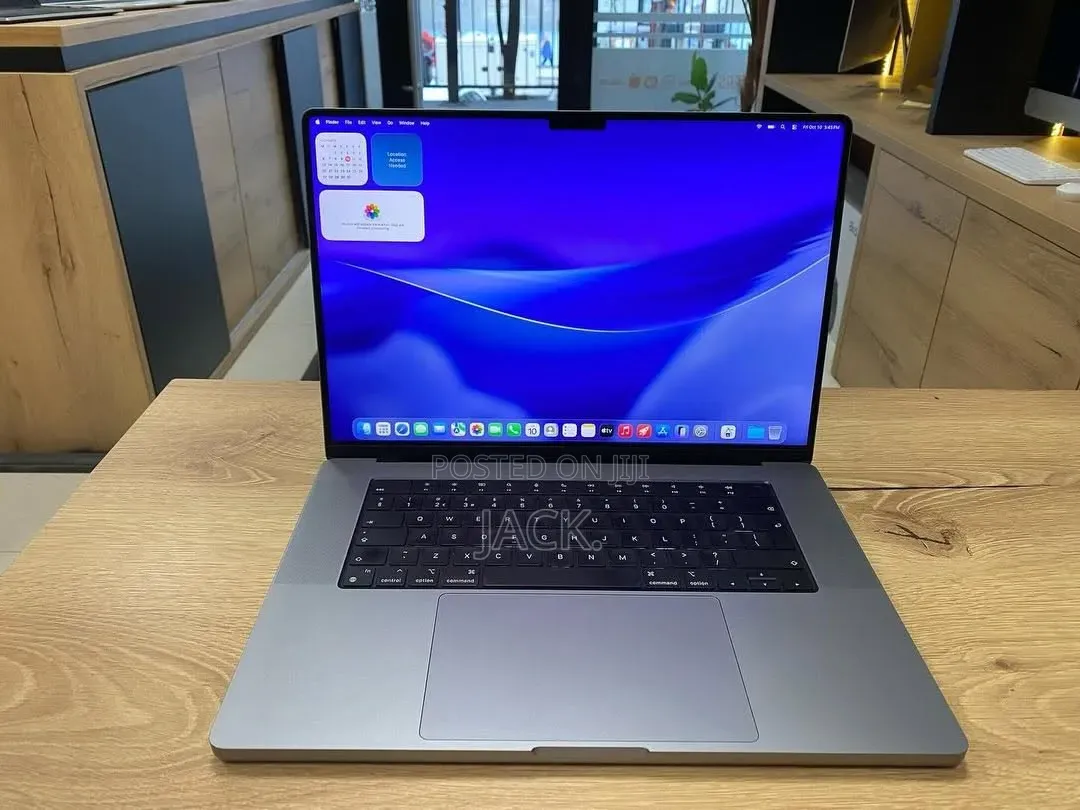 Laptop Apple MacBook Pro 2021 M1 Max 32GB Apple M1 Max SSD 1T