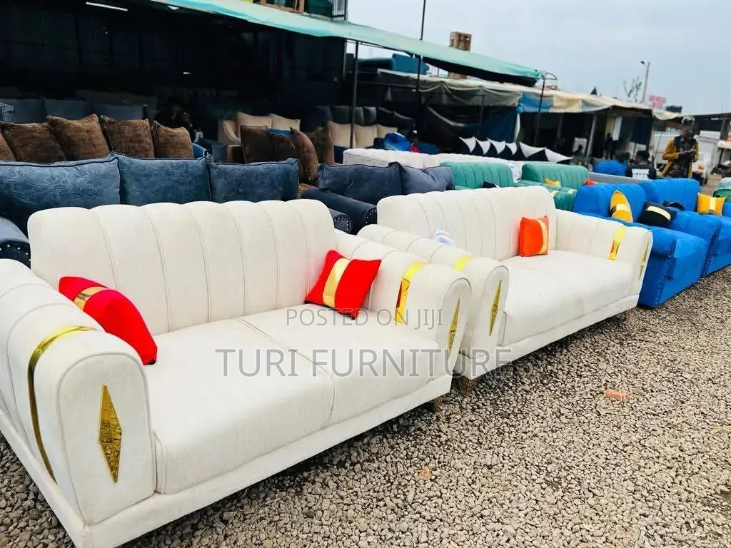 Back Slunt Spring Sofa