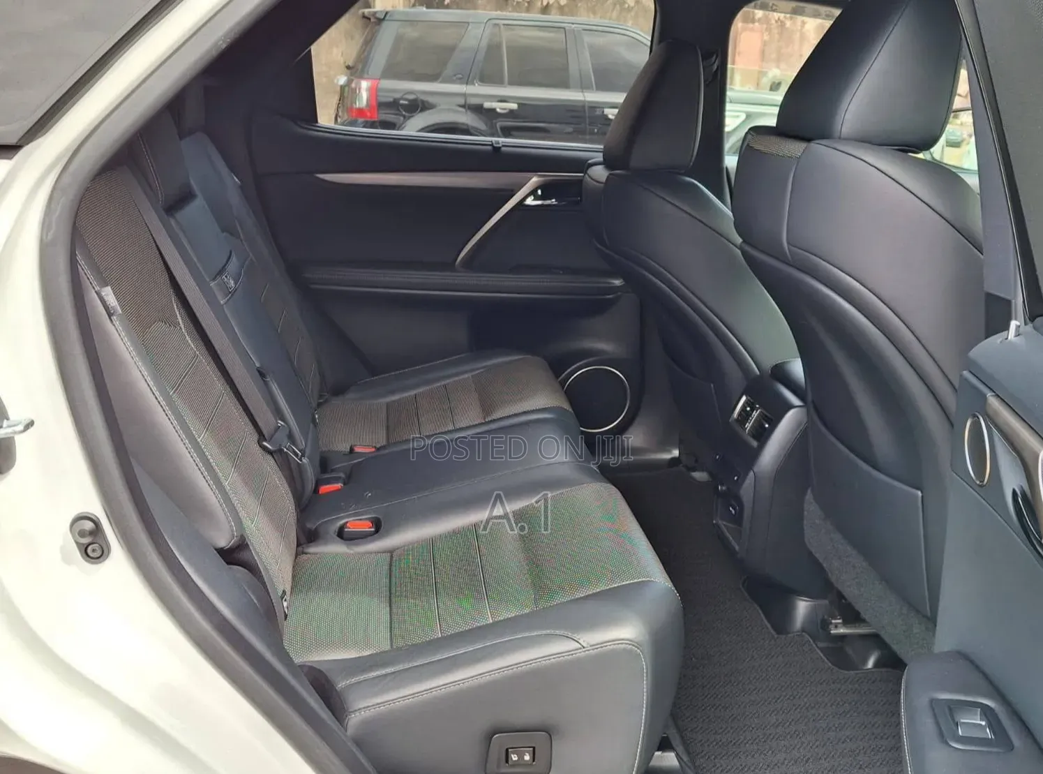 Lexus RX 300 2WD 2019 Off white