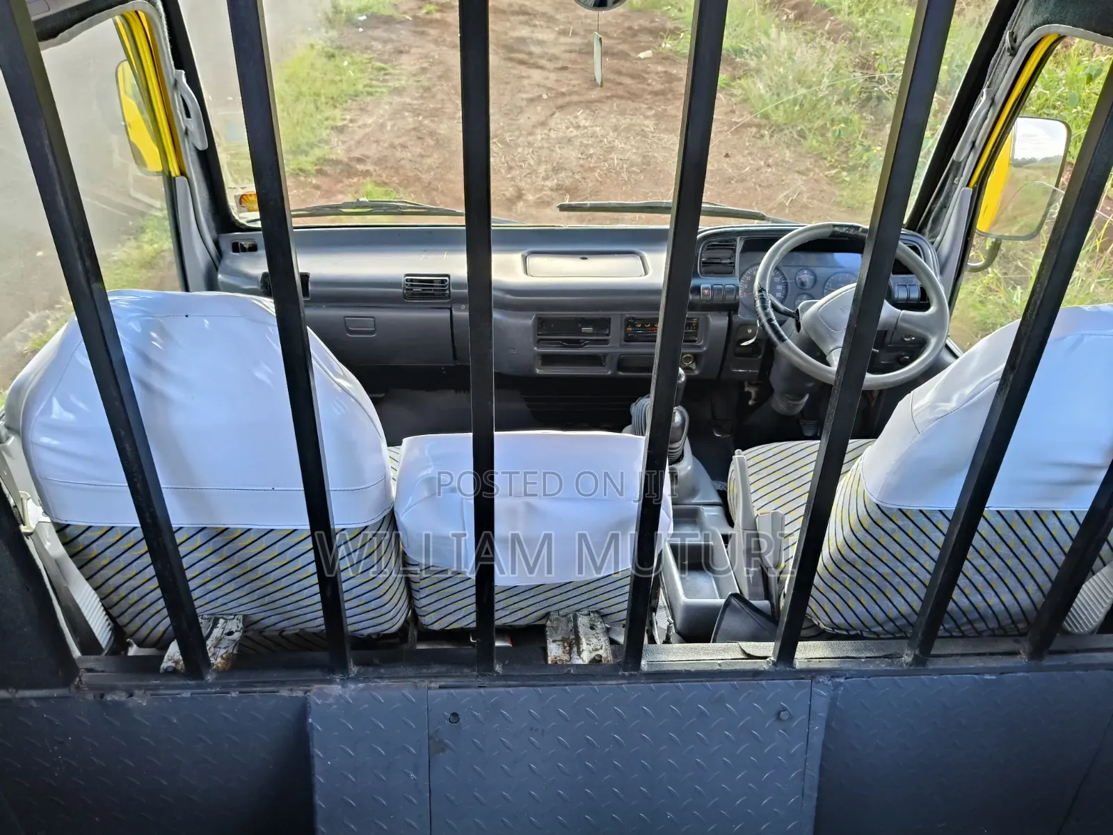 Isuzu NQR 2016 Yellow