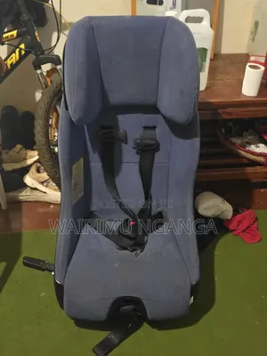 Clek Fllo Convertible Car Seat