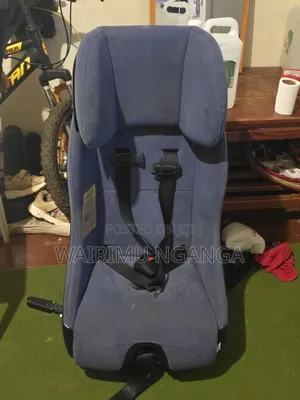 Clek Fllo Convertible Car Seat