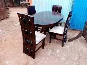Luxury 4-Seater Oval Hardwood Dining Set - Modern Design