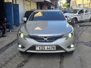 Toyota Mark X 2017 Silver