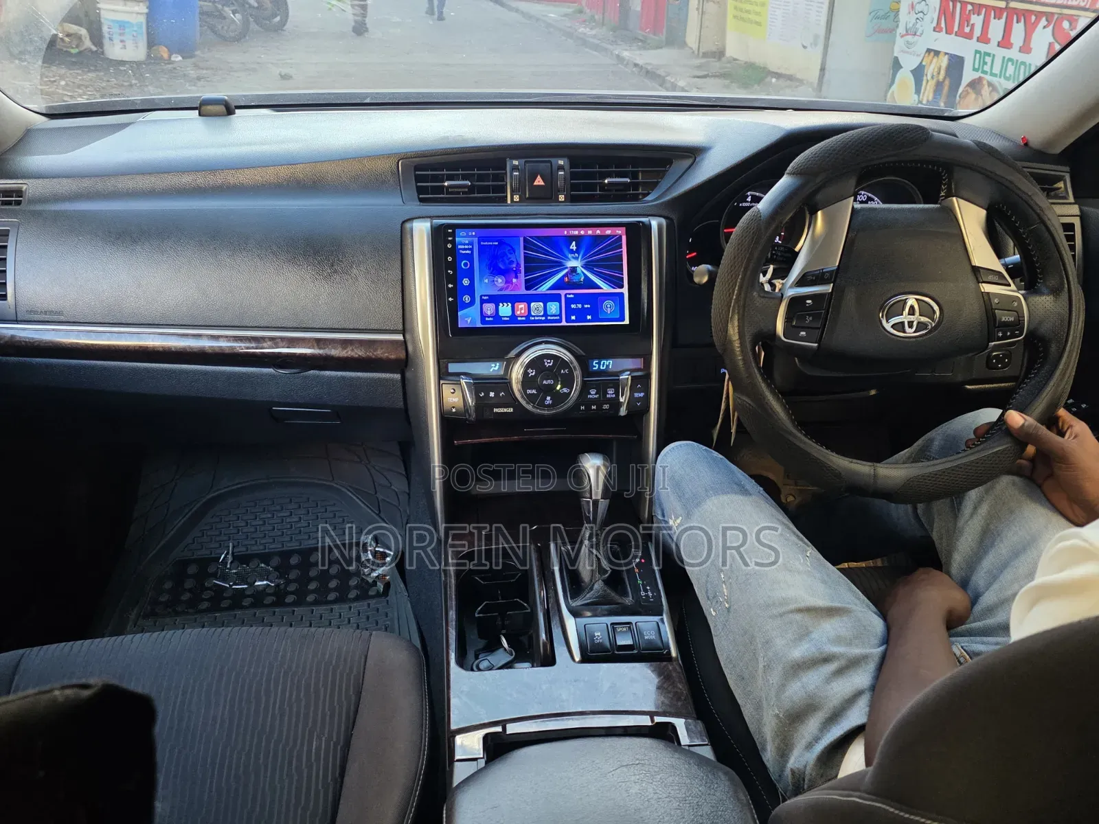 Toyota Mark X 2017 Silver