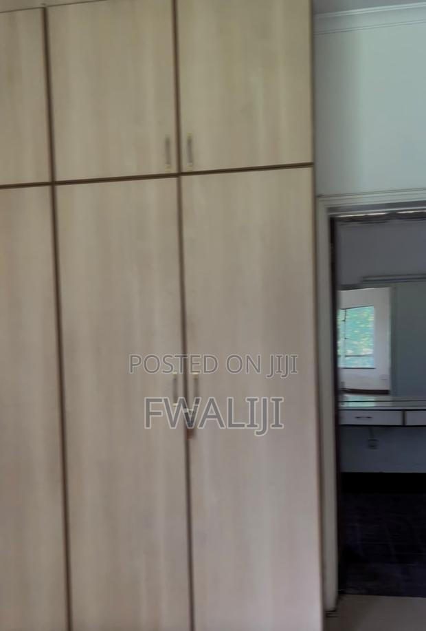 5bdrm Bungalow in N/A, Riverside Drive for rent - thumbnail 2