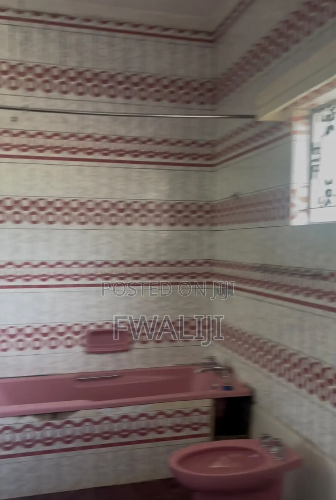 5bdrm Bungalow in N/A, Riverside Drive for rent
