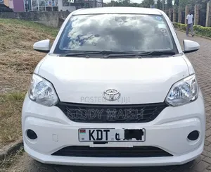 Toyota Passo 1.0 FWD 2018 White