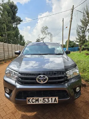 Toyota Hilux Revo Double Cab Deisel 2.4 RWD 2017 Gray