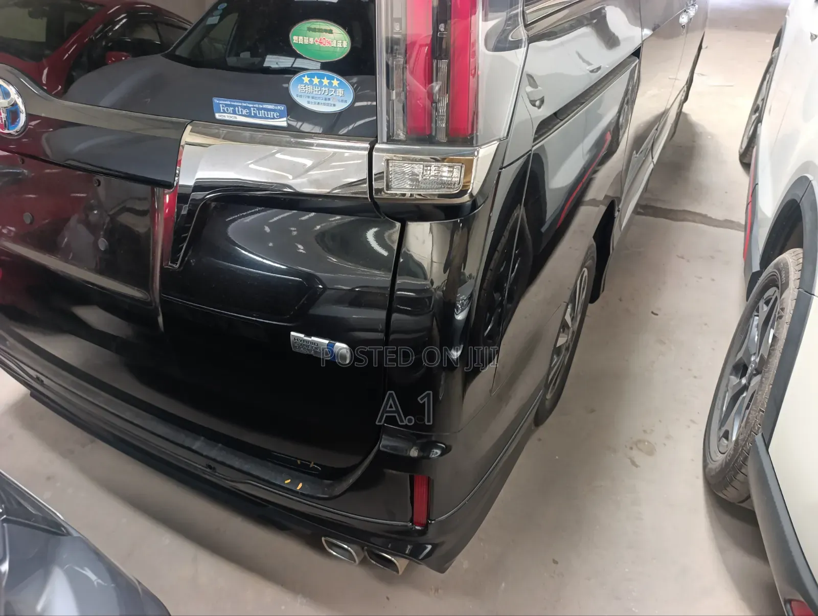 Toyota Esquire 1.8 FWD Hybrid (7 seater) 2019 Black
