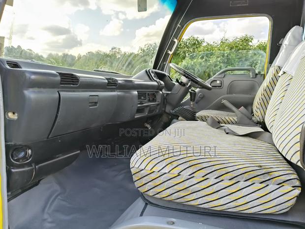 Isuzu NQR 2016 Yellow - thumbnail 8