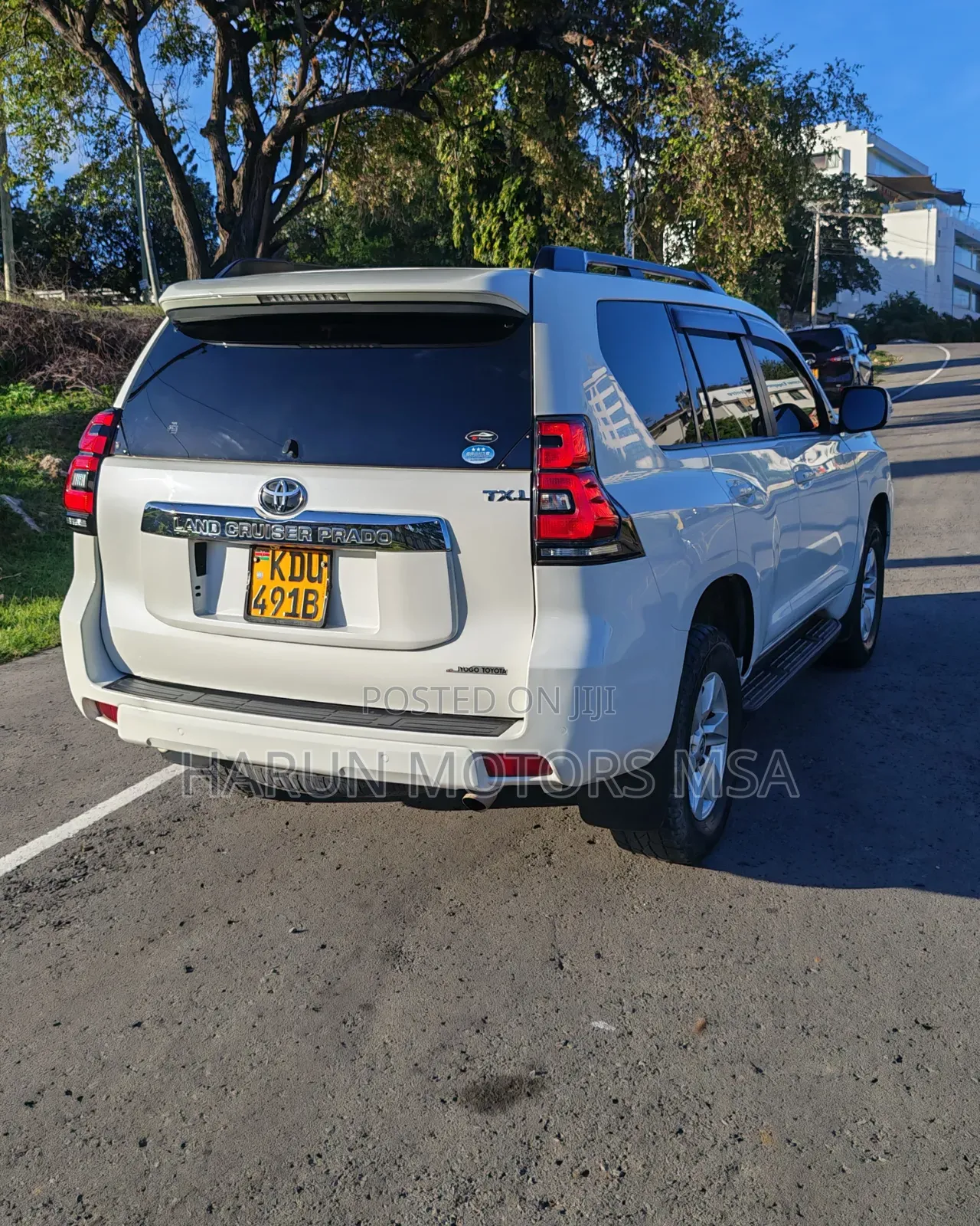 Toyota Land Cruiser Prado 2018 White