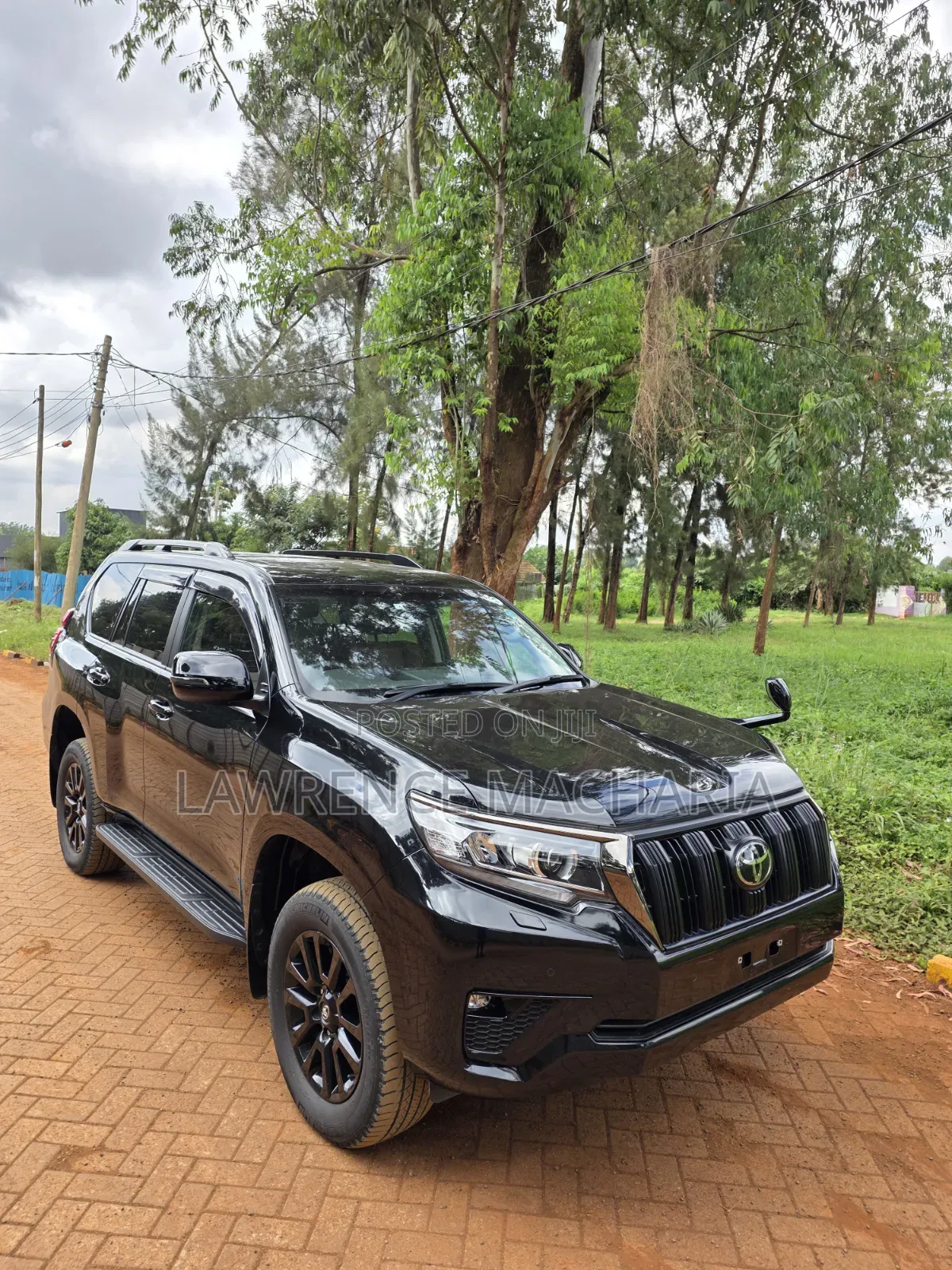 Toyota Land Cruiser Prado 2017 Black