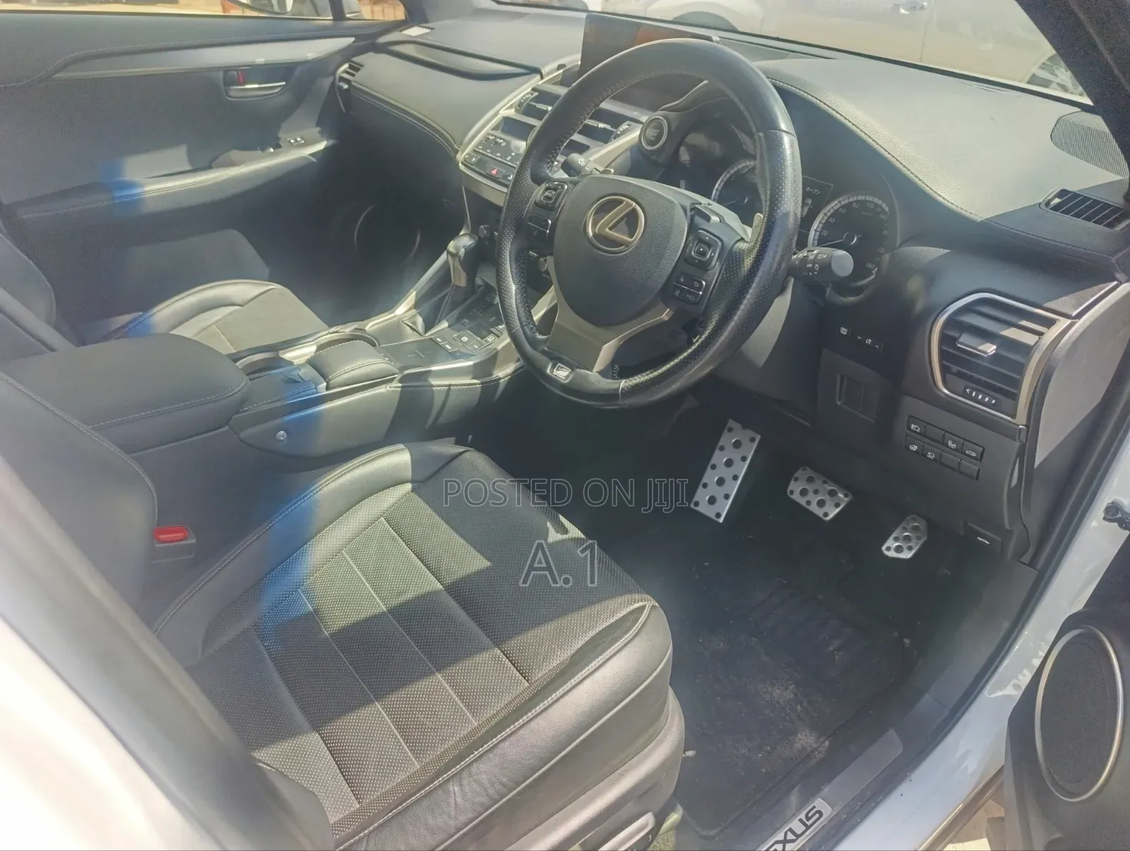 Lexus NX 300 FWD 2019 Pearl